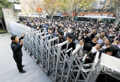 公務員考“德”引走后門擔憂 網友吁加強監督