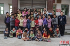 國務院：鄉村教師收入應不低于同職級縣鎮教師