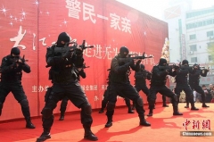 安徽蕪湖特警九五式步槍操槍表演