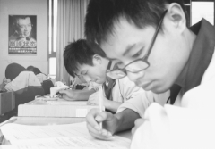 高考分省命題安全性遭質疑 致社會資源嚴重浪費