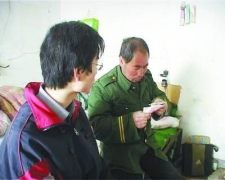 大學生兒子收入不如打工的爹 讀書改變了什么？